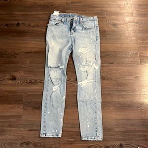 Men’s Levi’s 29x30 rips/splatter paint design 512